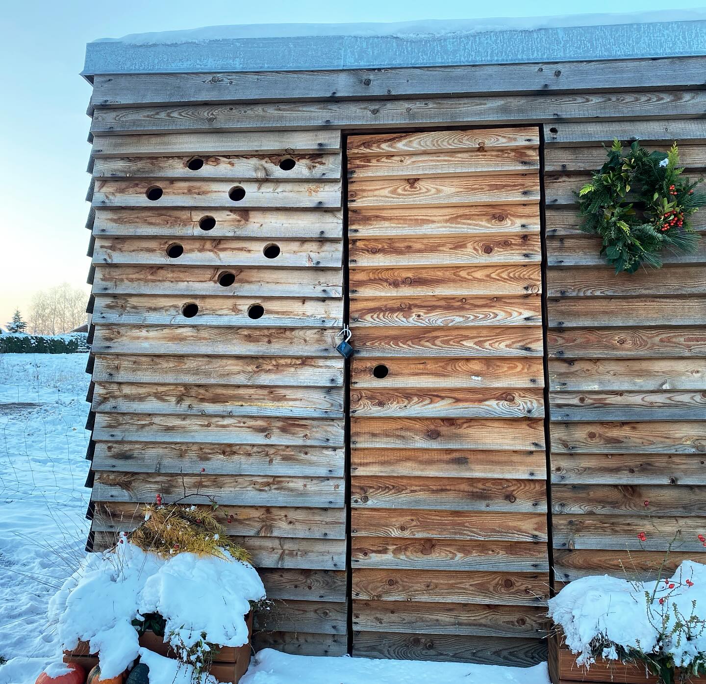 467873952-18278556607244573-5911784225309337998-n.jpg (383 KB)